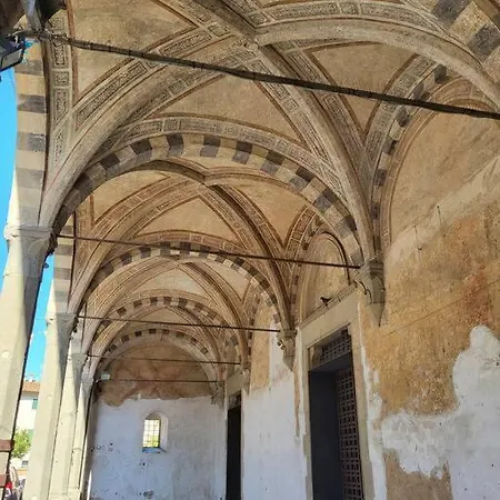 La Casa Di Nella Lastra a Signa